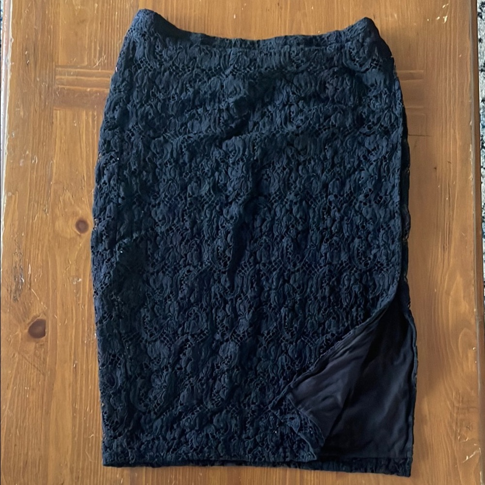 Black Lace Pencil Skirt Knee-Length